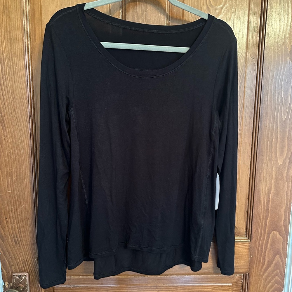 ZYIA “Heavenly” Black Long Sleeve Scoop Neck Tee